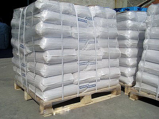 Hạt Cation C100E - BestWater Hạt Cation C100E - BestWater