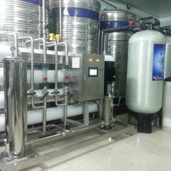 Hệ thống dây chuyền lọc nước đóng chai Hệ thống dây chuyền lọc nước đóng chai